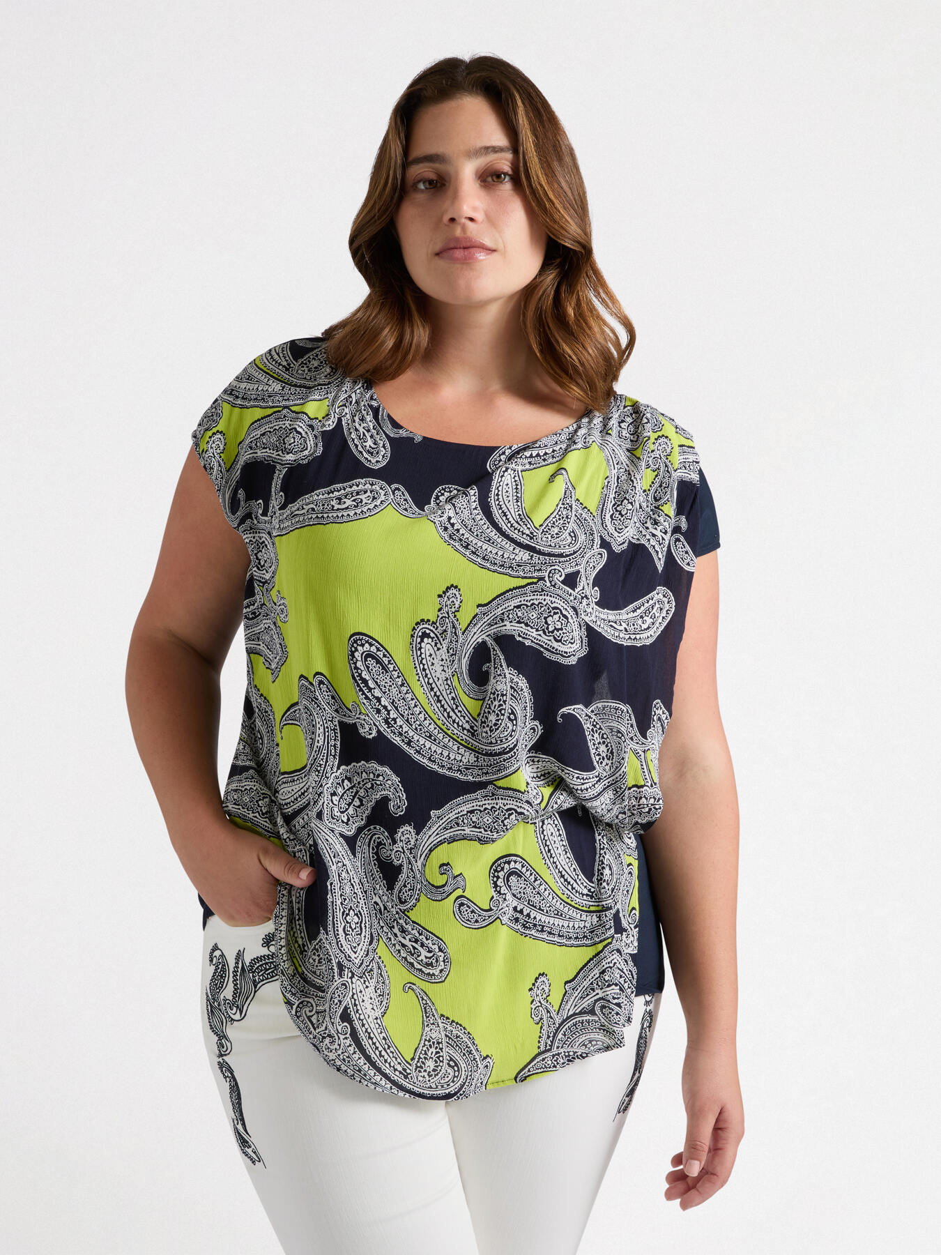 T-shirt dalla stampa bandana image number 2