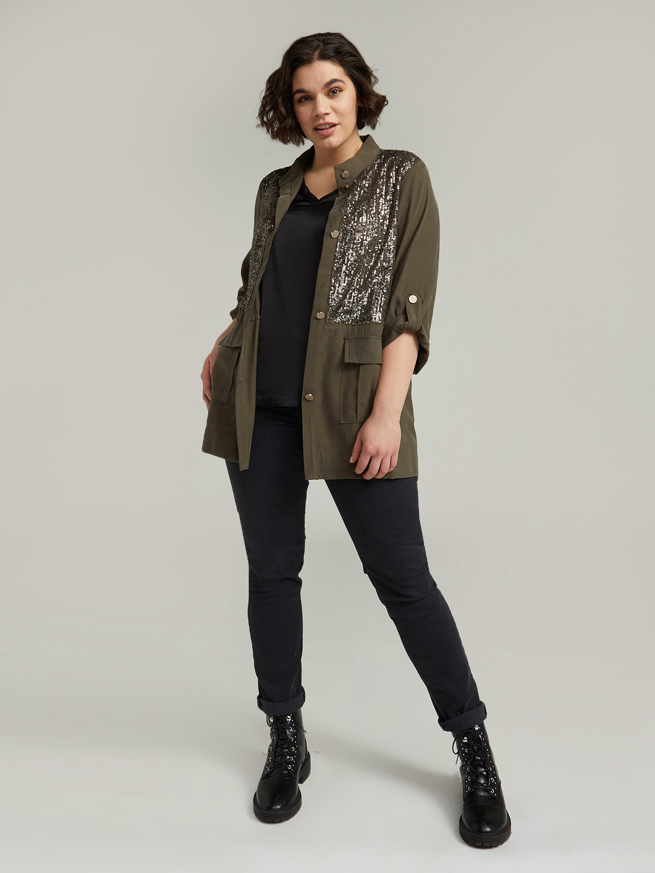 Giacca con paillettes davanti image number 0
