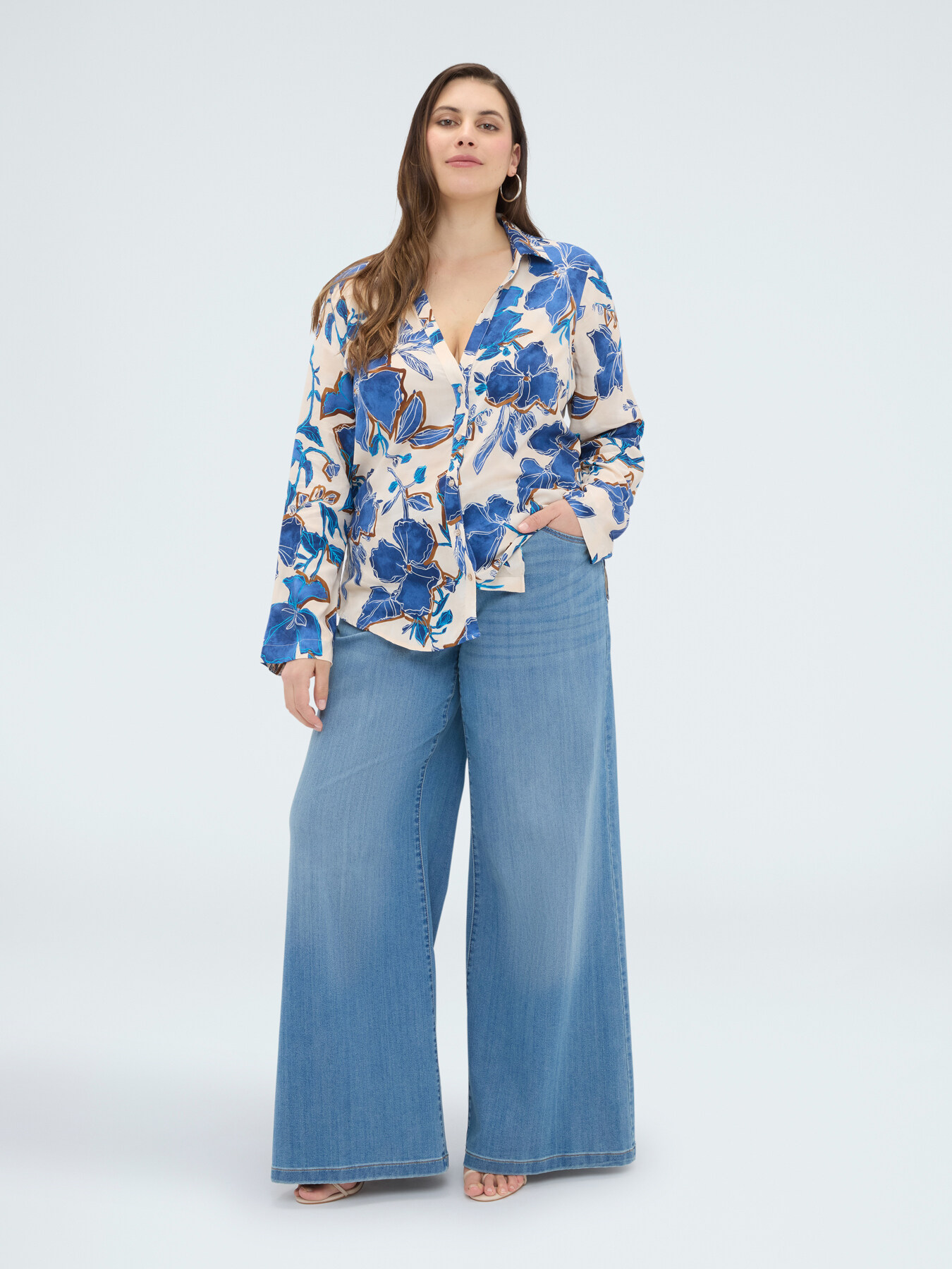 Viscose floral print shirt image number 2