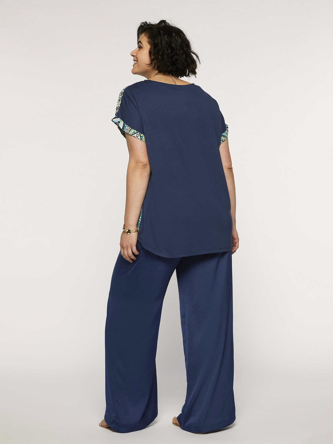 Camiseta con estampado &eacute;tnico image number 1