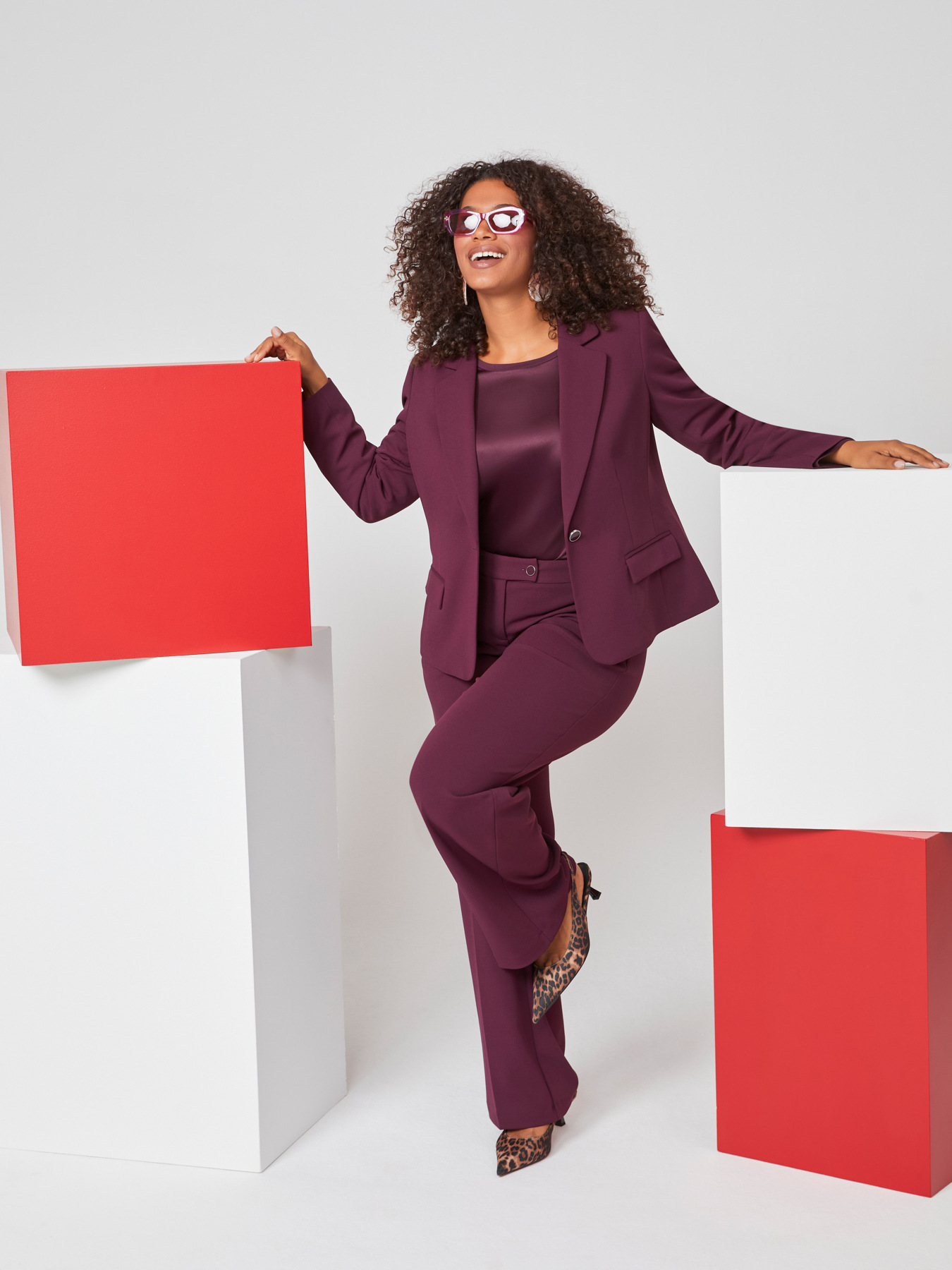 Wide leg pants in stretch fabric image number 1