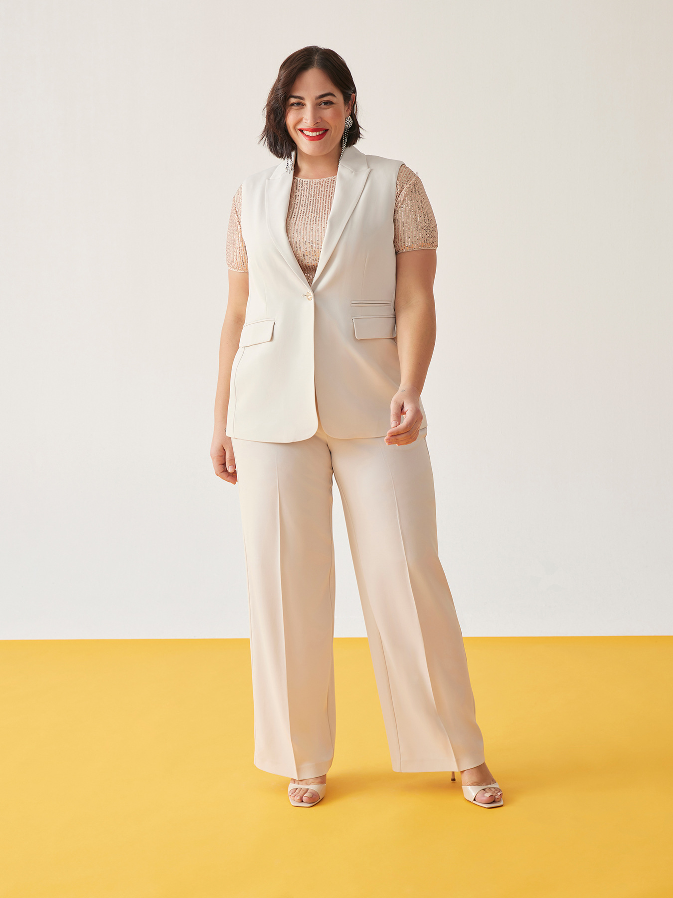 Gerade geschnittene Hose mit TENCEL&trade;-Fasern image number 4