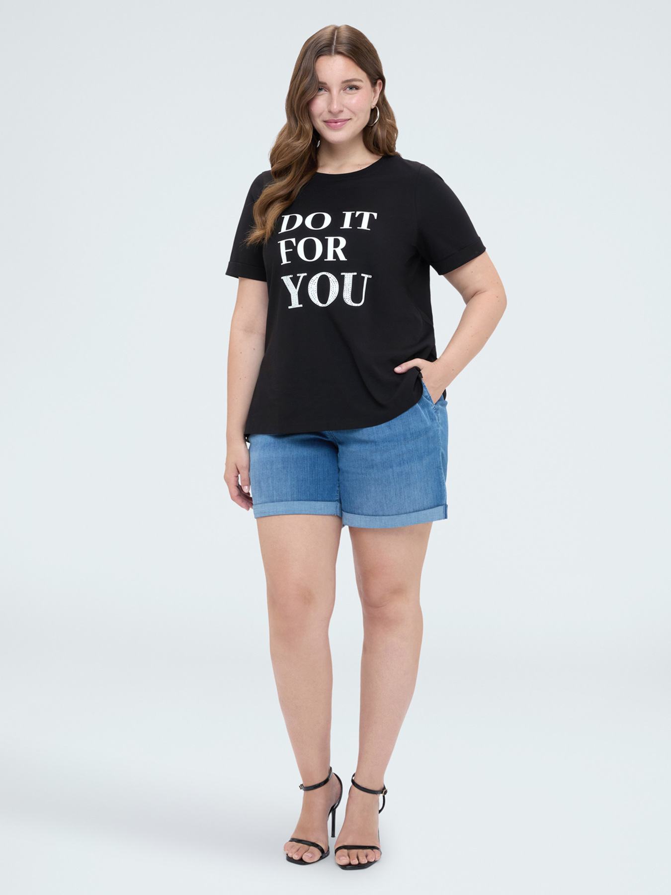 Jeans shorts with elasticated waist image number 2