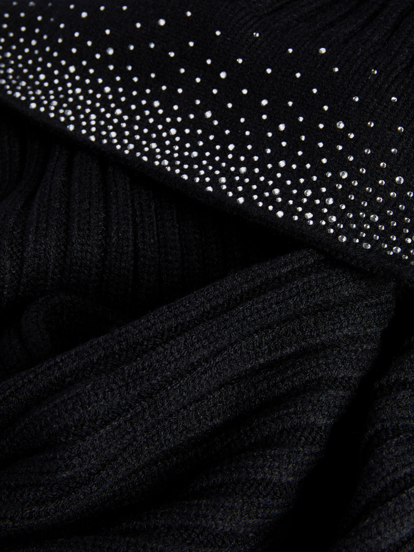 Ensemble &eacute;charpe et gants avec appliqu&eacute;s image number 3