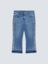 Jeans kick flare con ricamo etnico image number 4