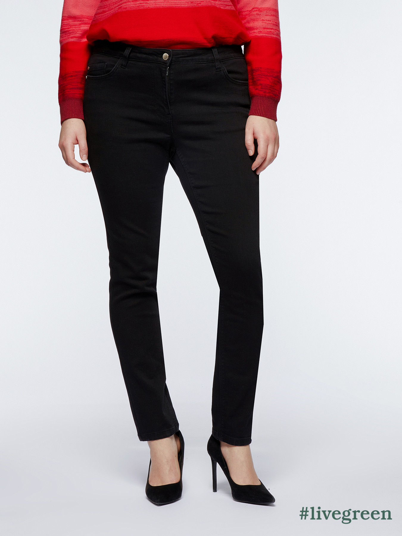 Jean skinny push-up mod&egrave;le Giada image number 0