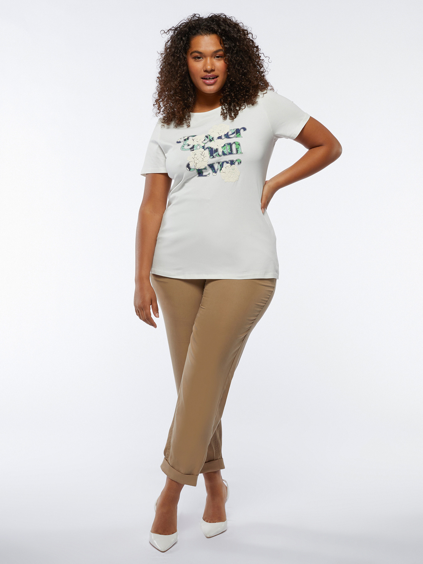 T-shirt con stampa floreale image number 2