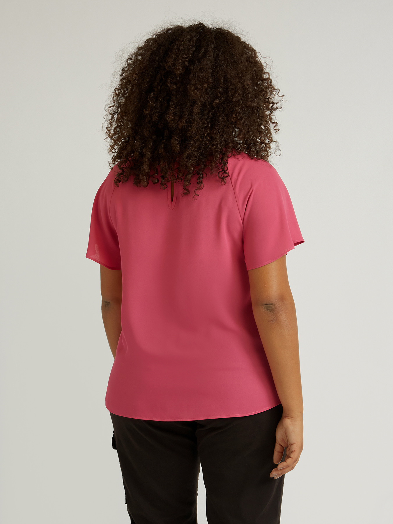 Blusa con maniche a farfalla image number 1