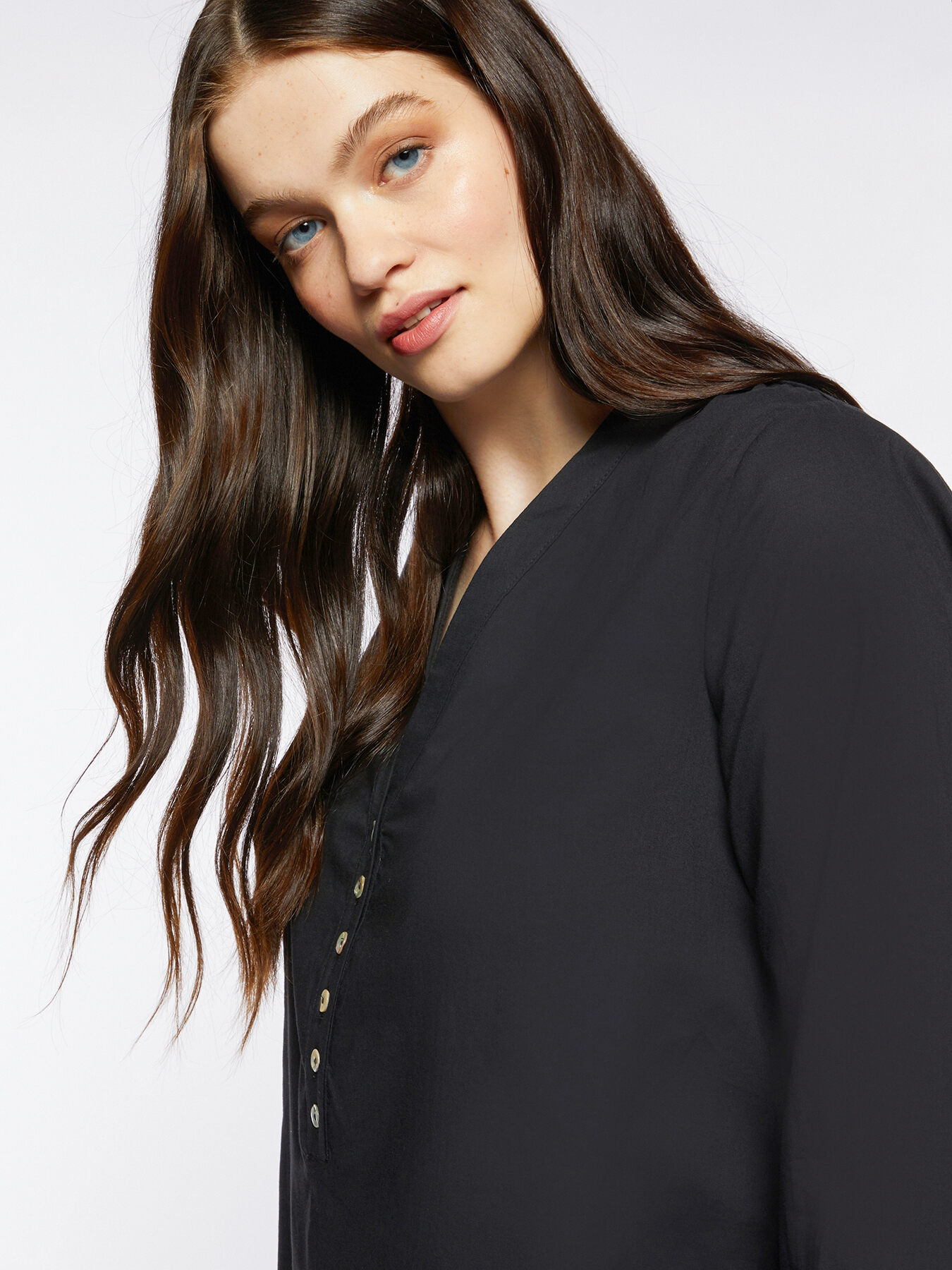 Blusa in mussola con bottoni image number 2