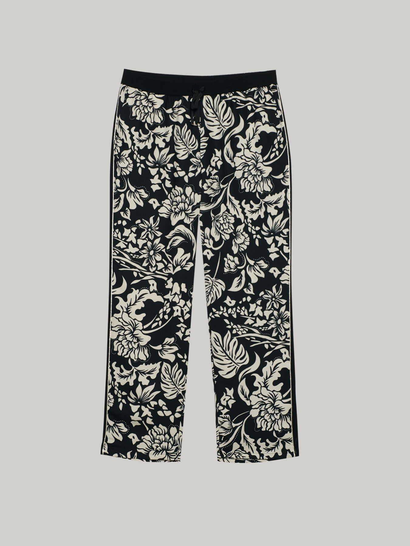 Pantalones joggers vaporosos image number 3