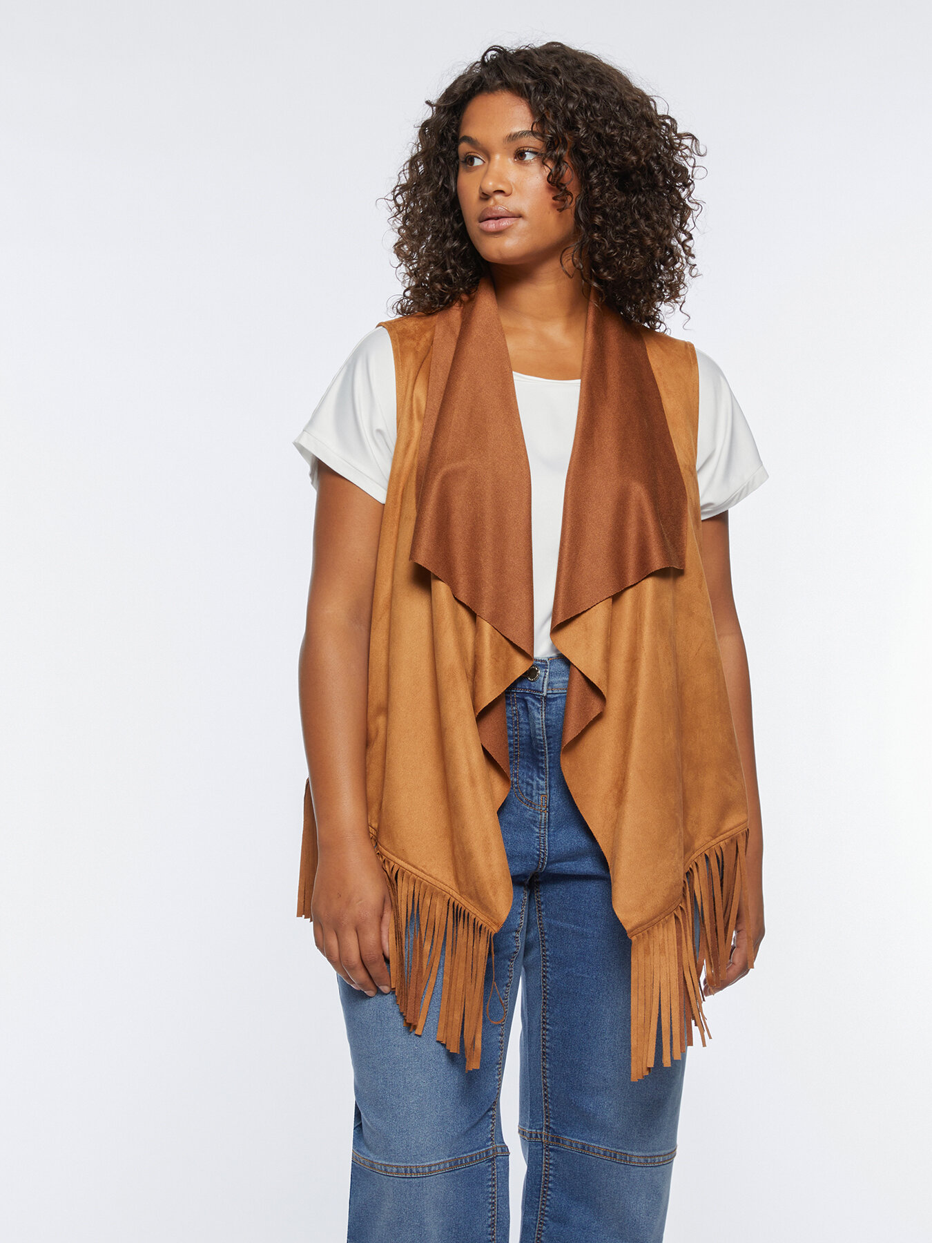 Chaleco con flecos image number 2