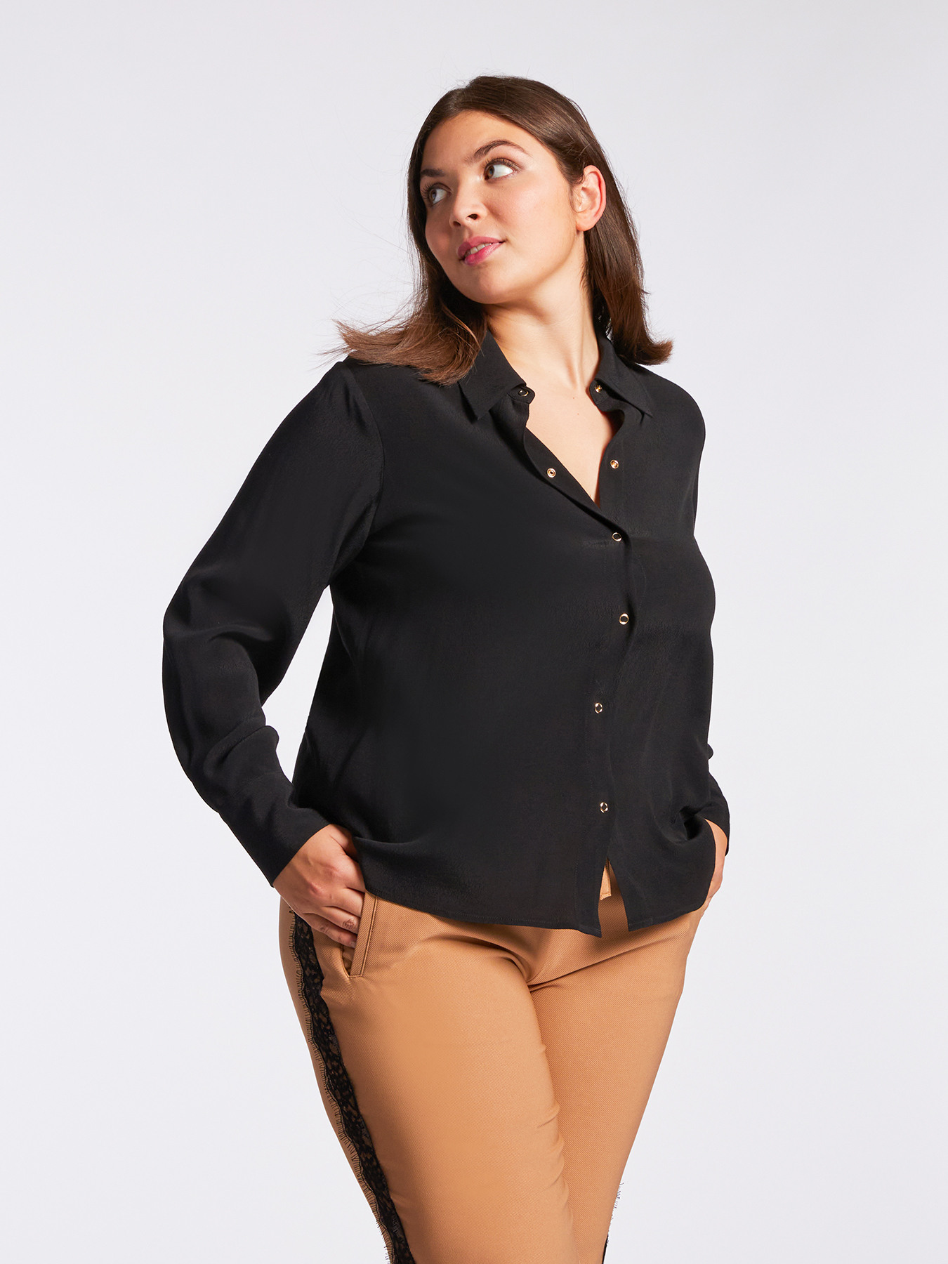 Chemise en viscose avec boutons &oelig;illets image number 2