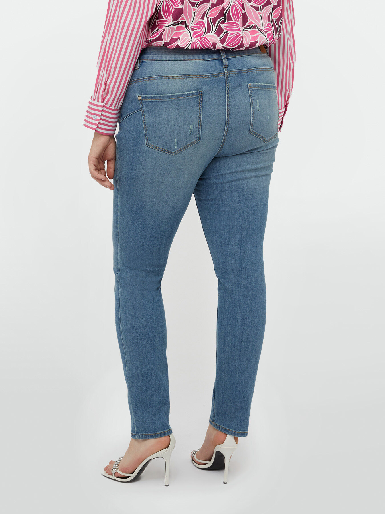 Jean skinny push up image number 3