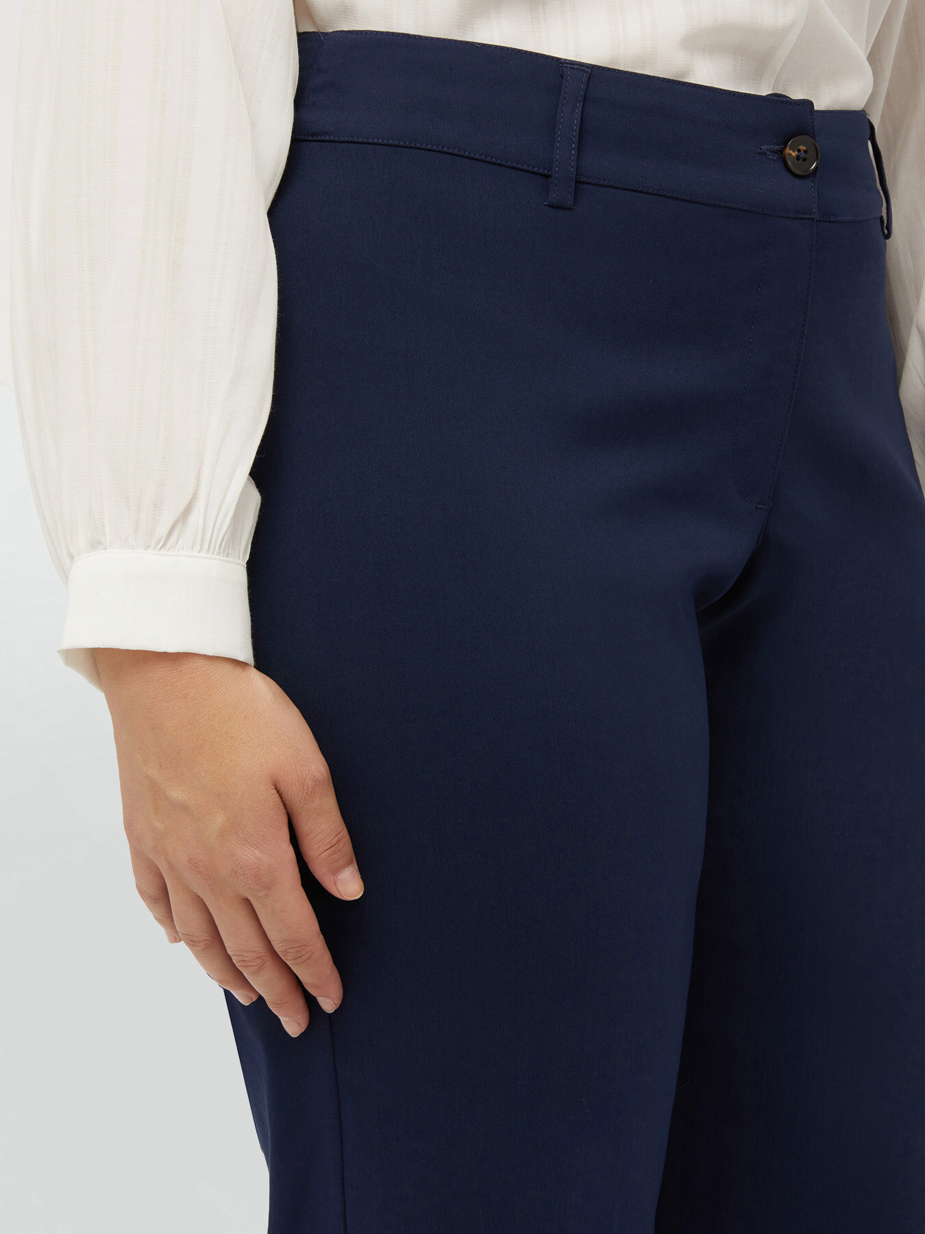 Pantalones cropped de viscosa LENZING&trade; ECOVERO&trade; image number 3