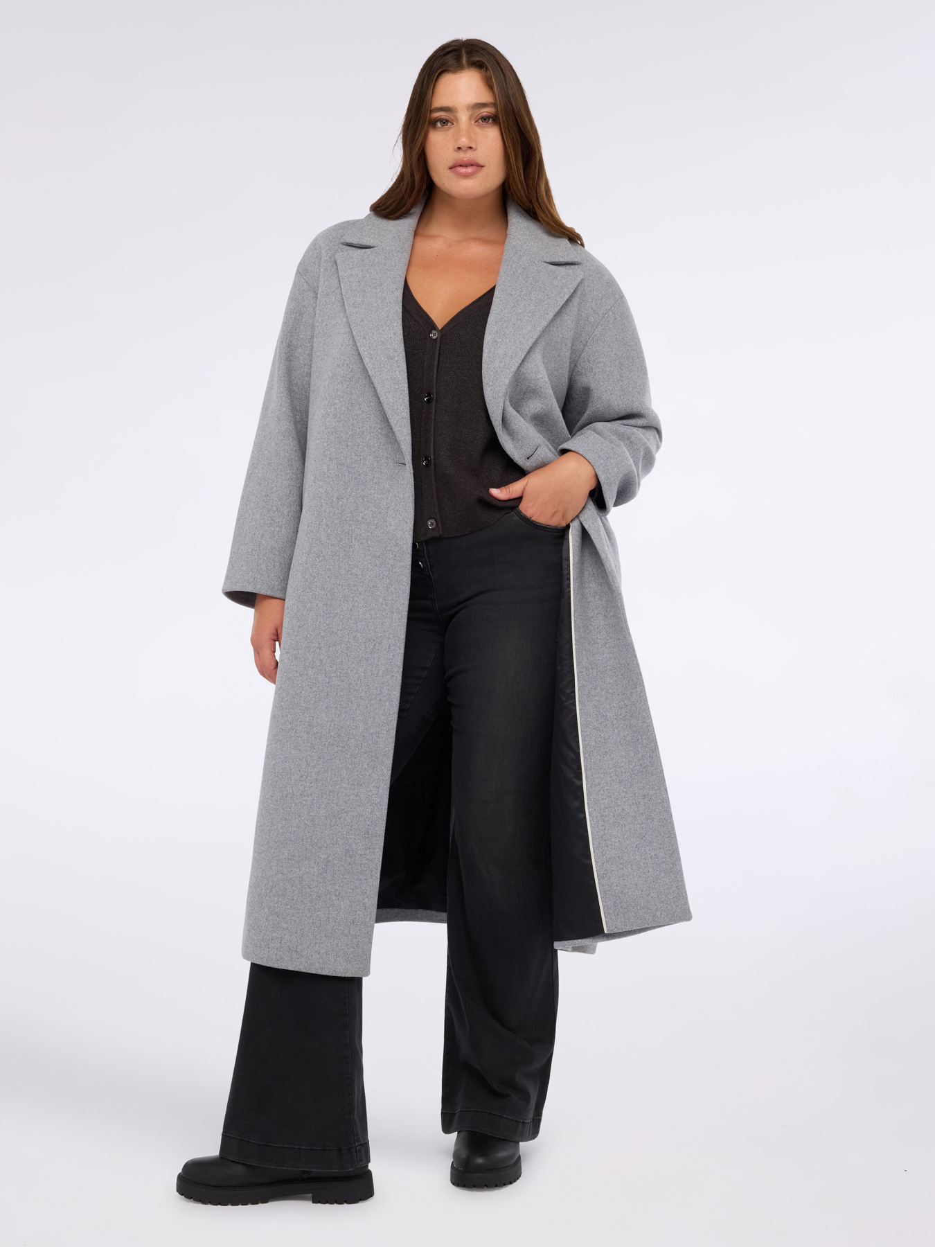 Cardigan con ricami floreali e punti luce image number 4