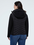 Zweifarbige Steppjacke mit Chevron-Muster image number 1