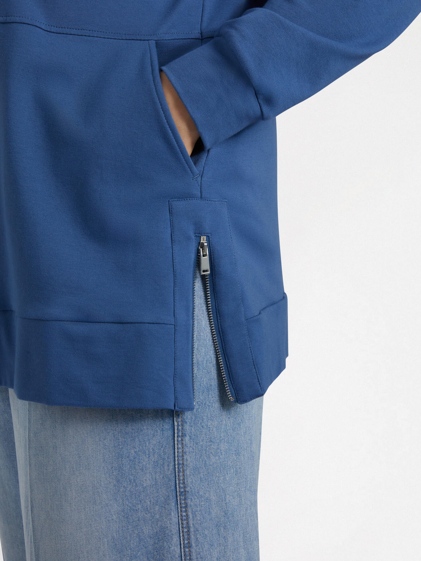 Embroidered sweatshirt image number 3