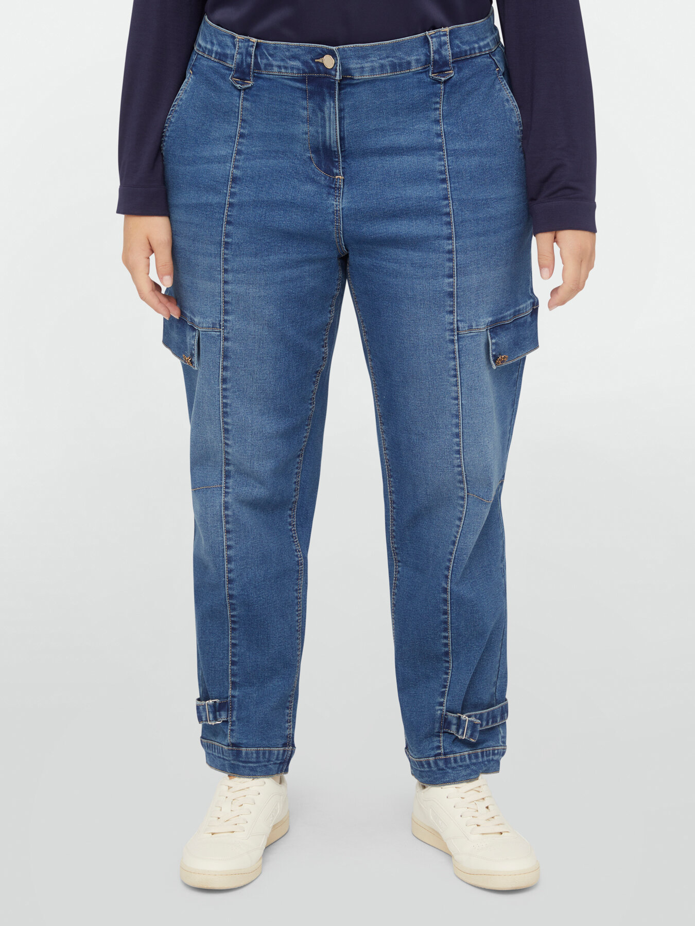 Cargo balloon jeans image number 2