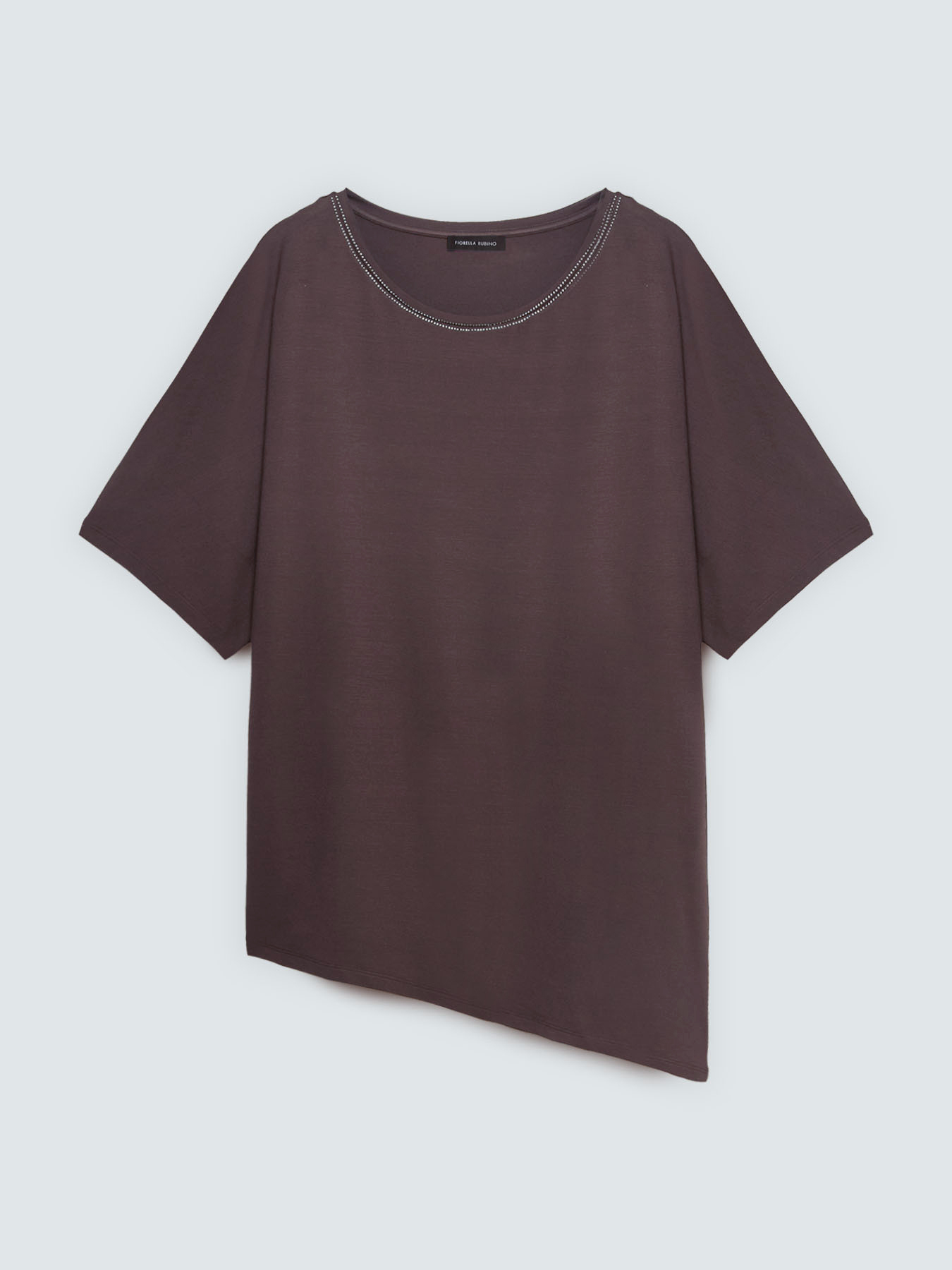 T-Shirt aus Viskose mit Strasssteinen am Ausschnitt image number 4