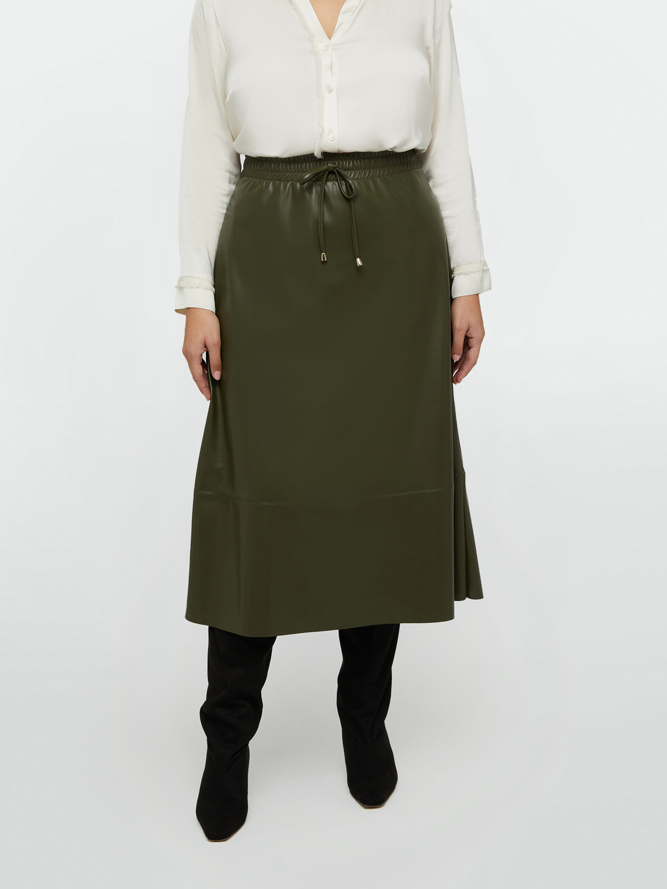 Glossy fabric flared skirt image number 1