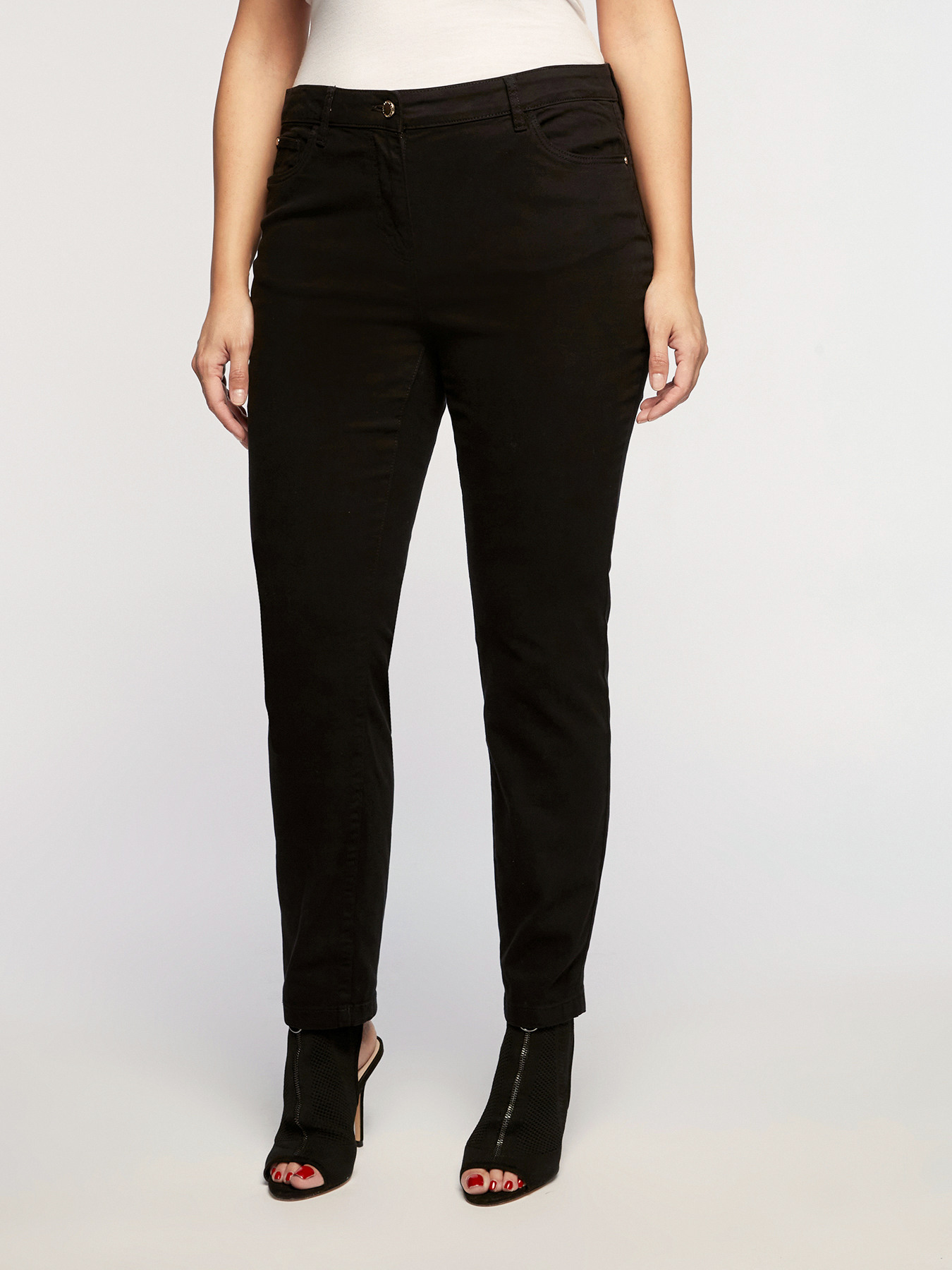 Giada model push-up skinny jeans image number 2
