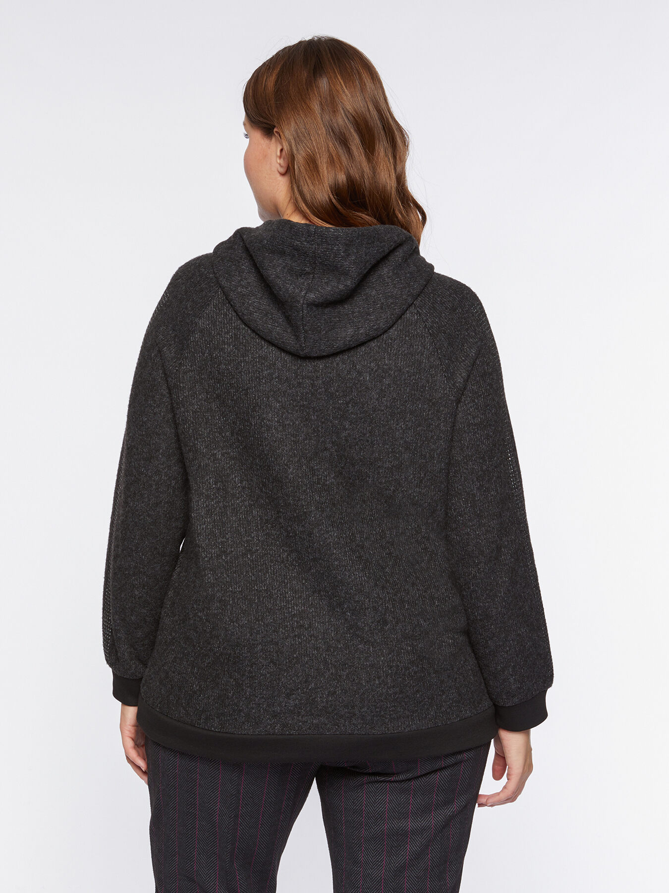 Felpa con cappuccio e borchie image number 1