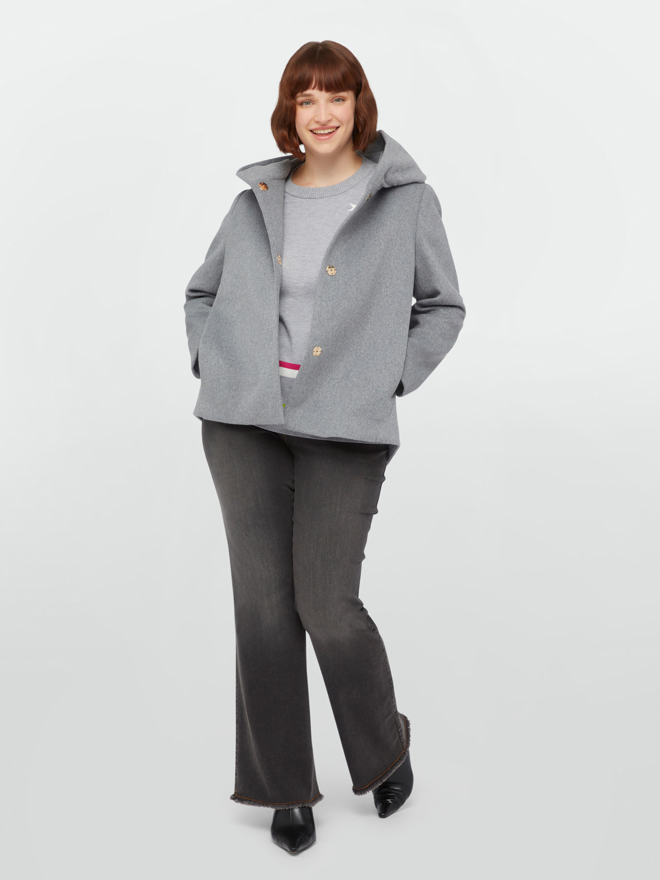 Cape with hood image number 1