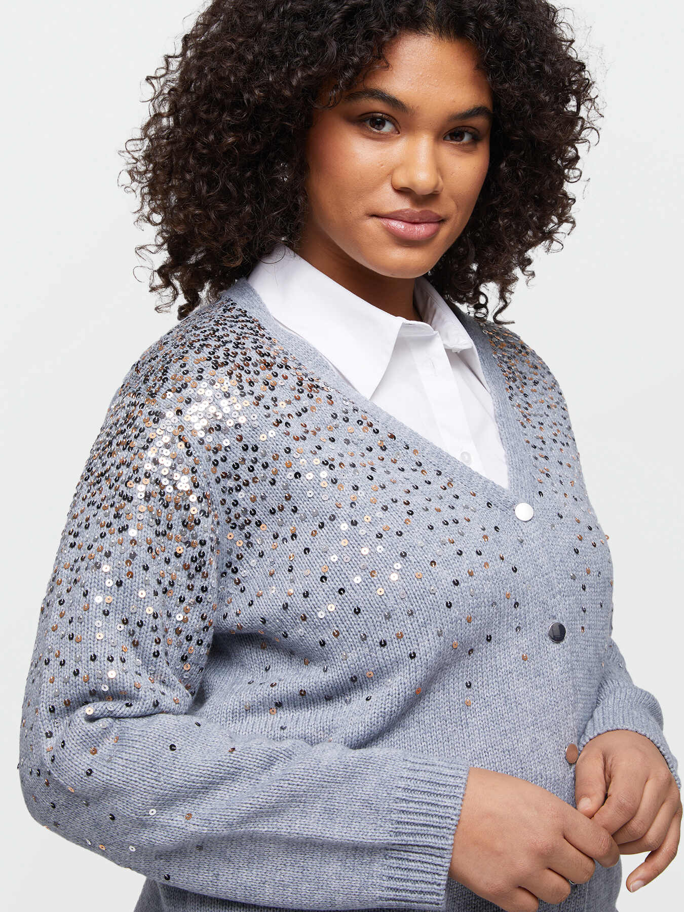 Cardigan with application image number 3