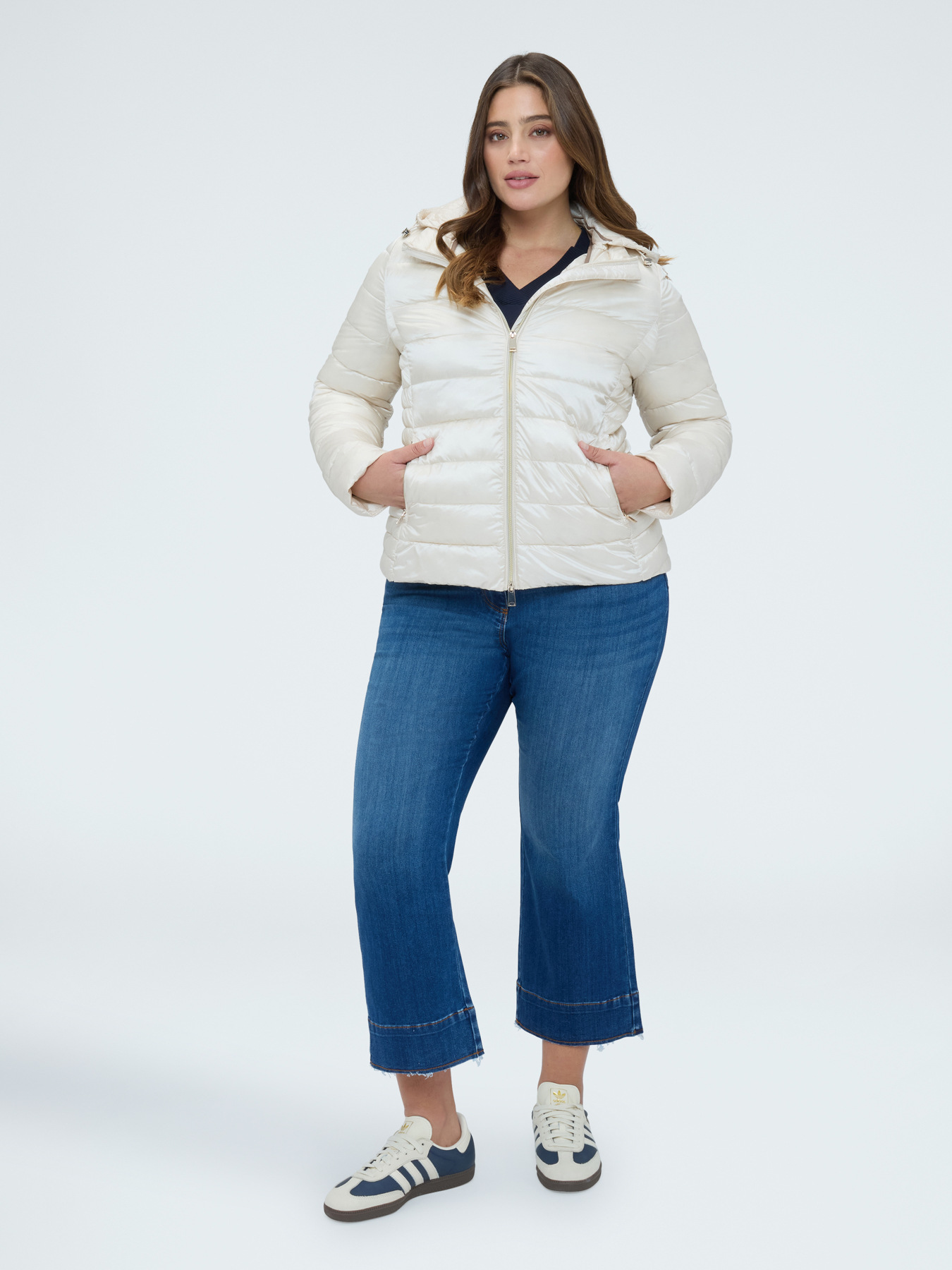 Quilted down jacket with detachable hood image number 2
