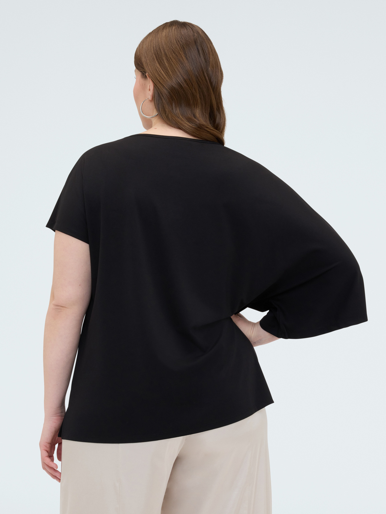 T-Shirt mit asymmetrischen &Auml;rmeln image number 1