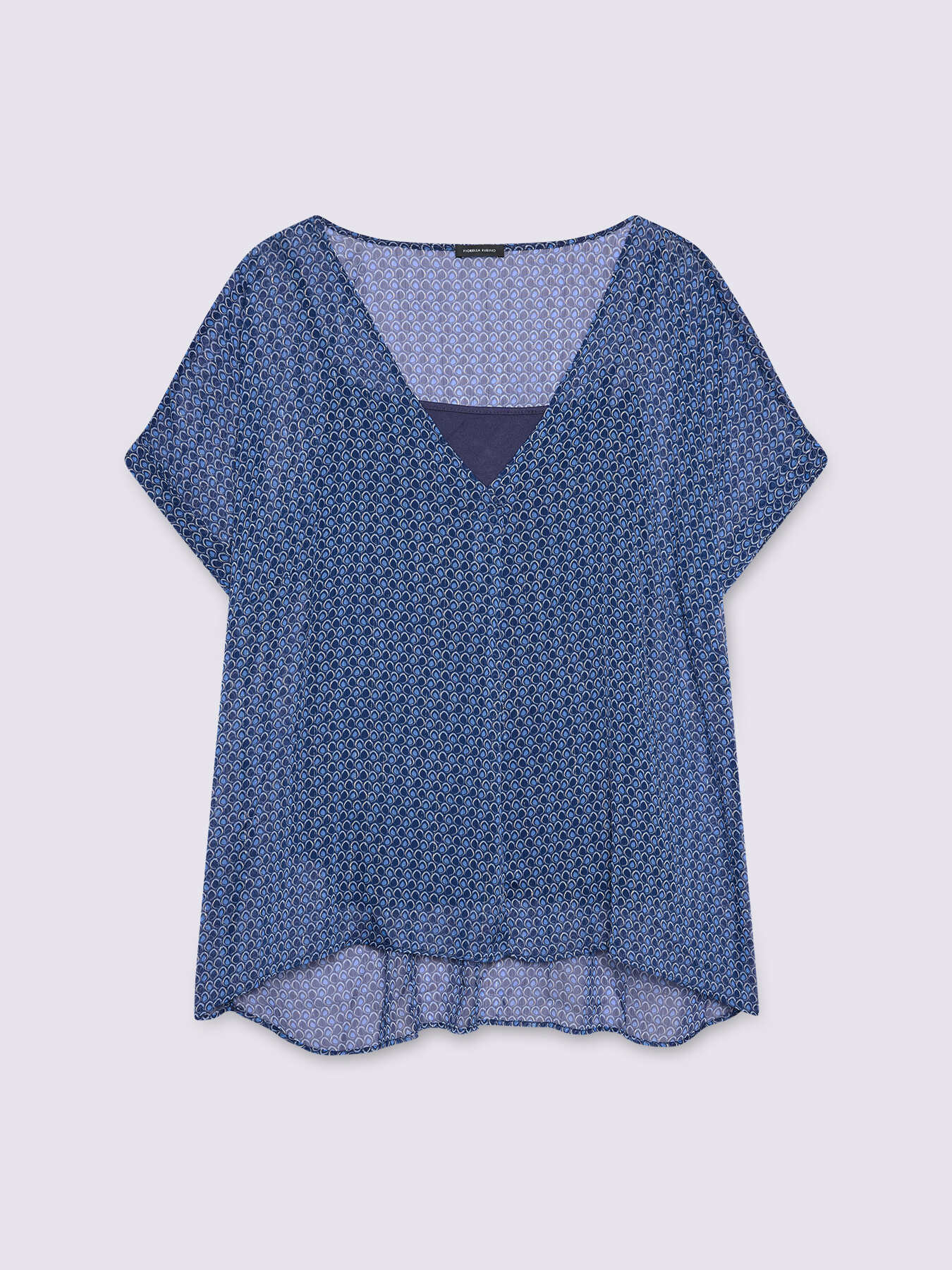 Blusa in creponne con scollo a V image number 4