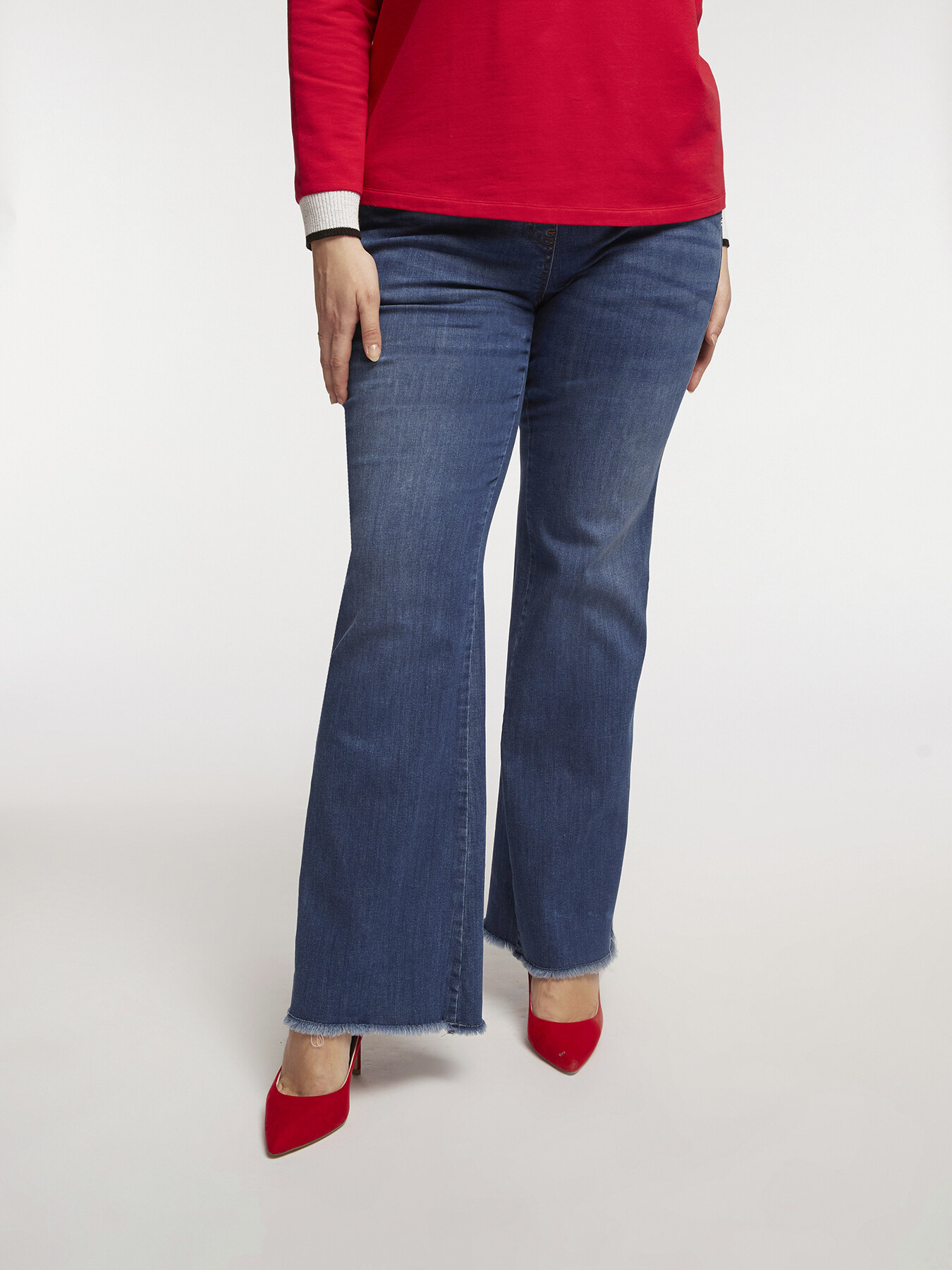 Flare-Jeans, Smart Denim Collection image number 2