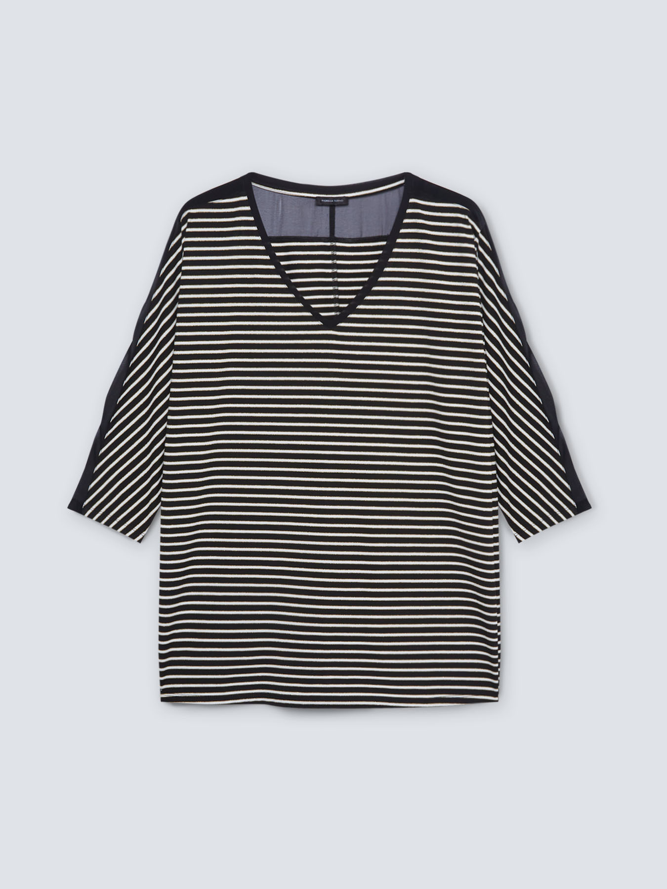Camiseta de rayas con aplicaciones de tul image number 0