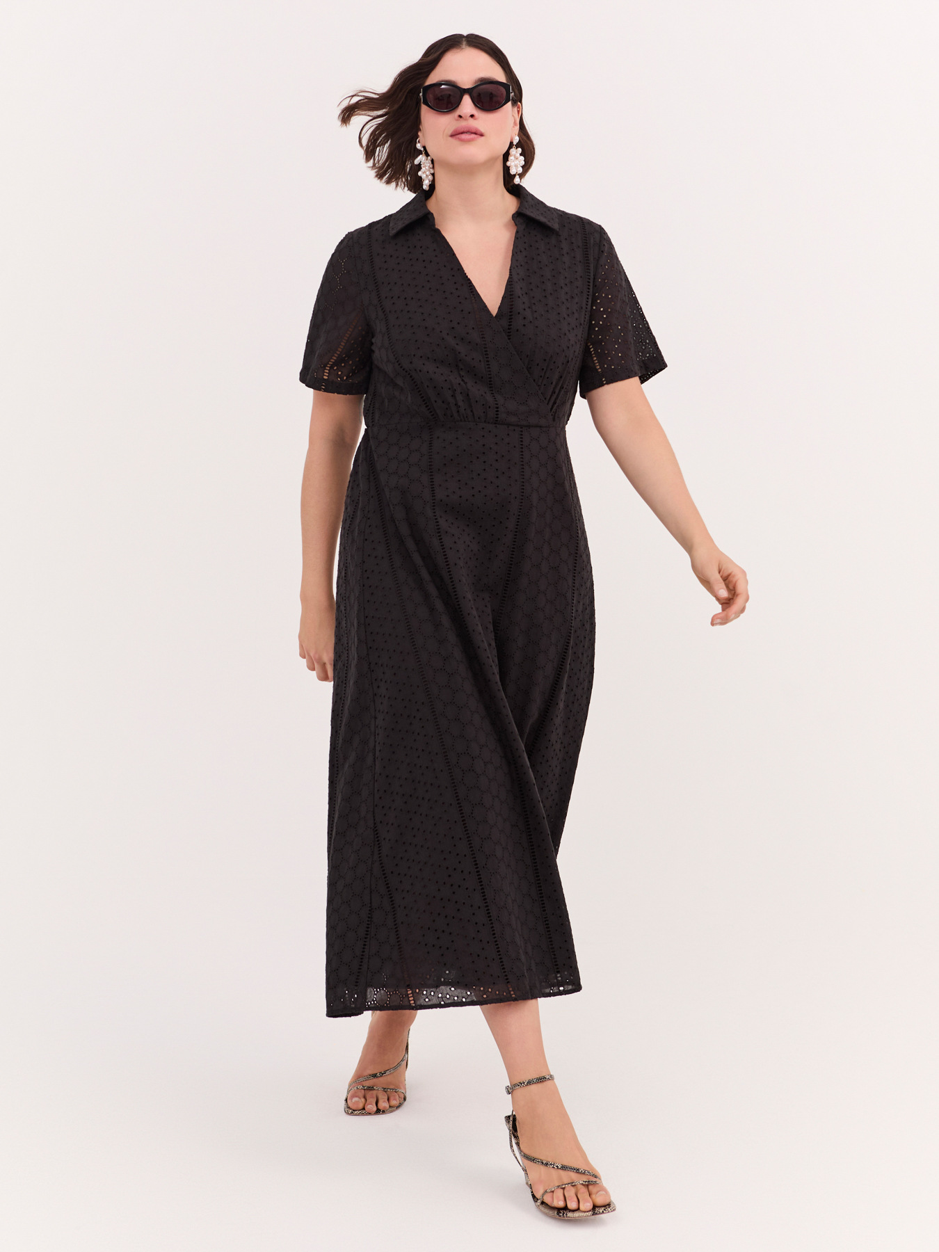 Greek line dress DREAM in broderie anglaise image number 0