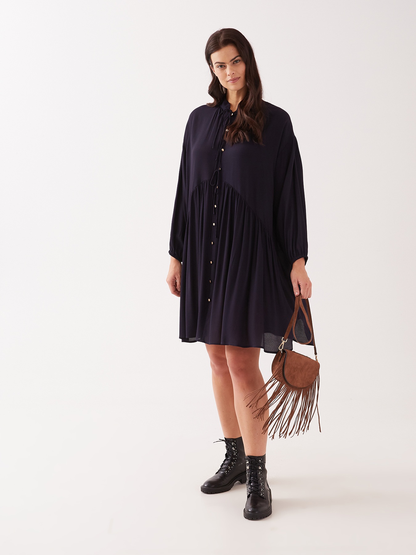 Umh&auml;ngetasche mit Fransen image number 0