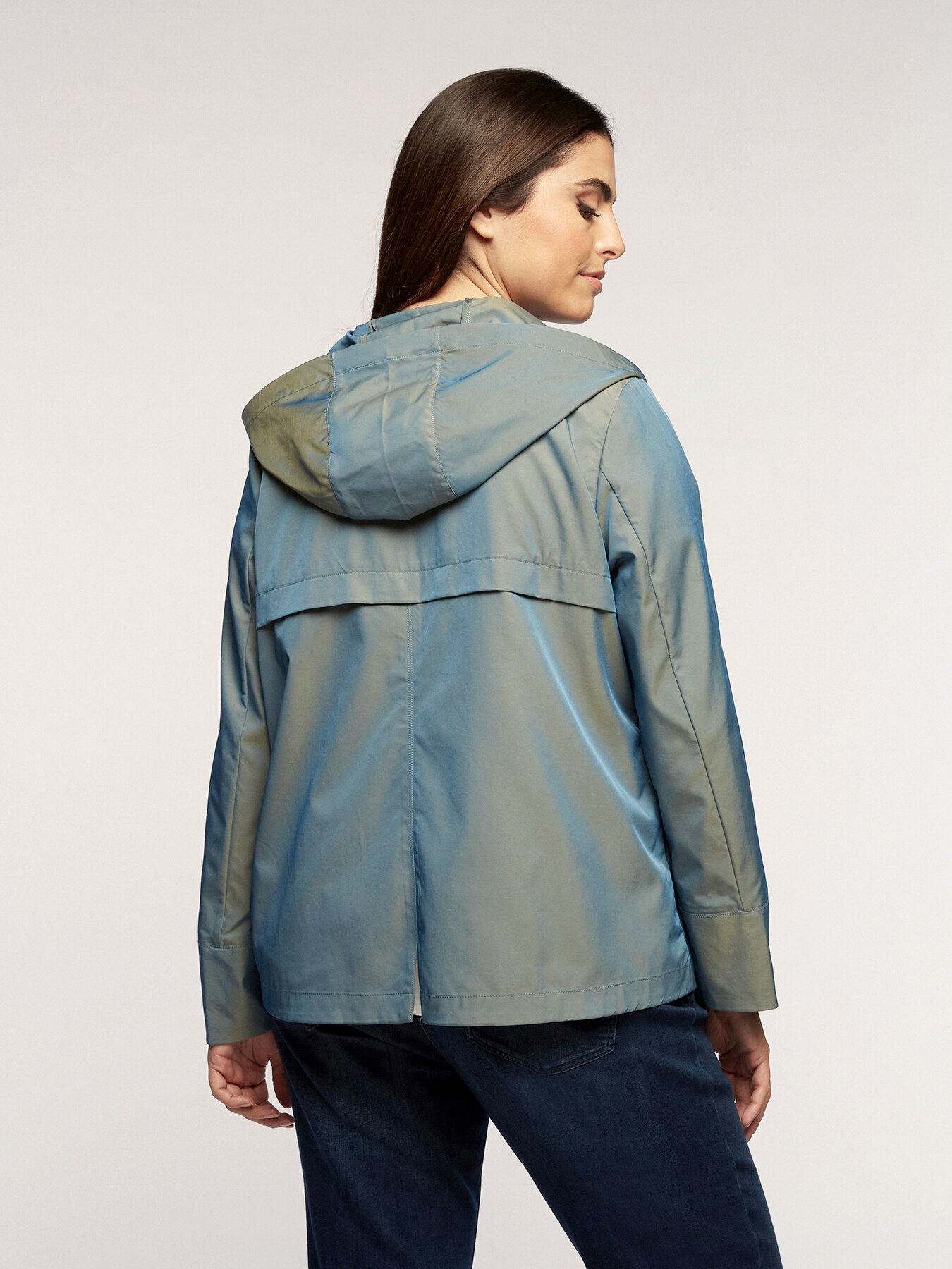 Blouson en nylon iris&eacute; image number 1