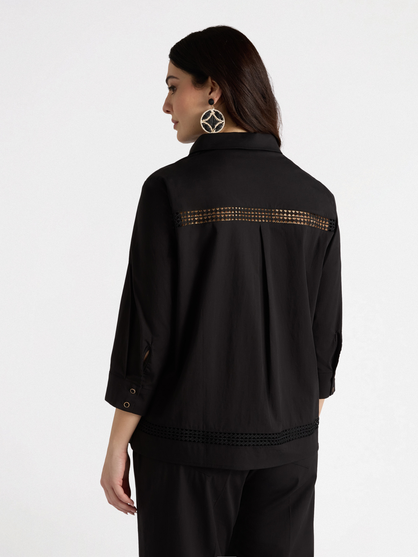 Camicia con bordi a-jour image number 1