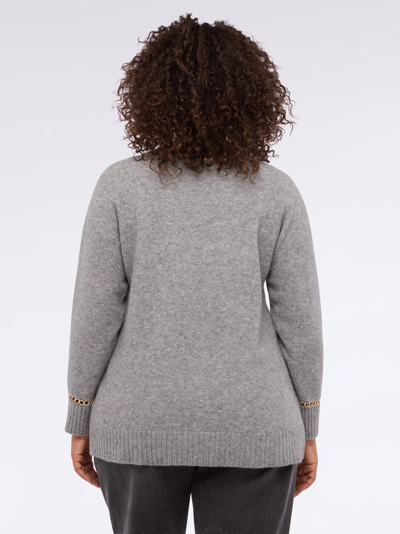 Pull col V avec d&eacute;tails cha&icirc;ne image number 1