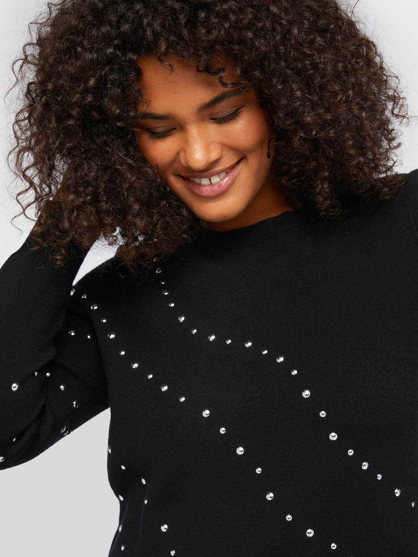 Pullover mit Nieten image number 3