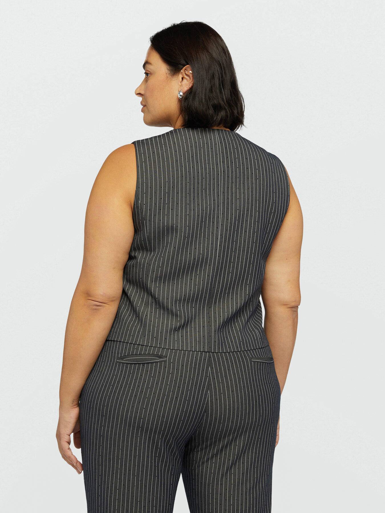 Gilet en tissu &agrave; fines rayures image number 2