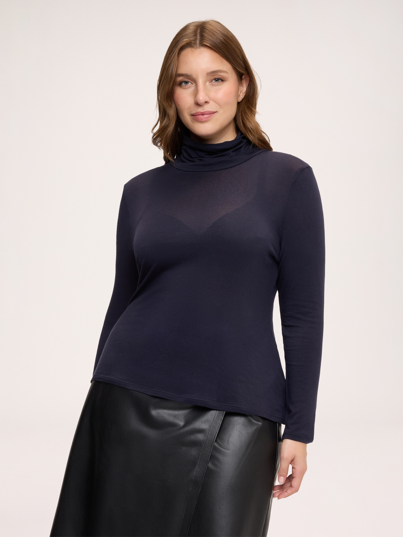 Hautenger Rollkragenpullover aus Kaschmirmischung image number 0