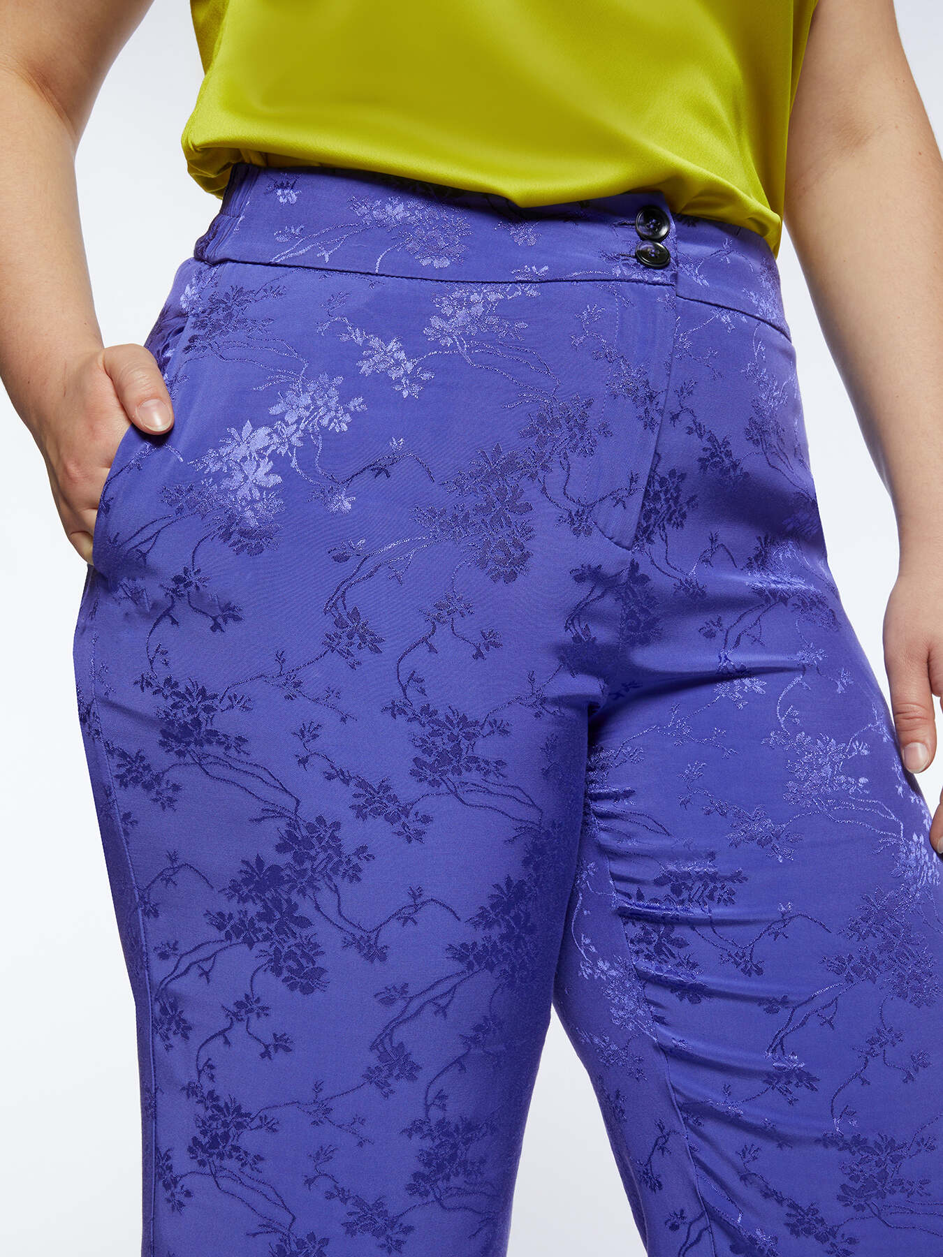 Jacquard fabric trousers image number 3