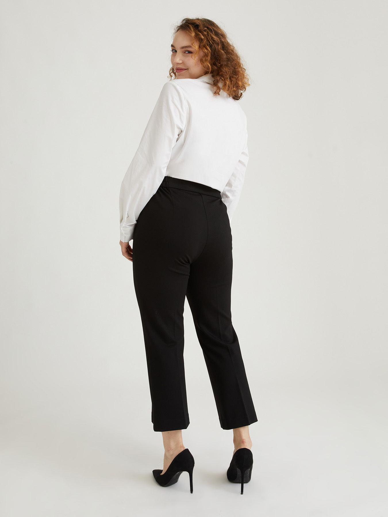 Pantaloni kick flare in punto milano image number 1