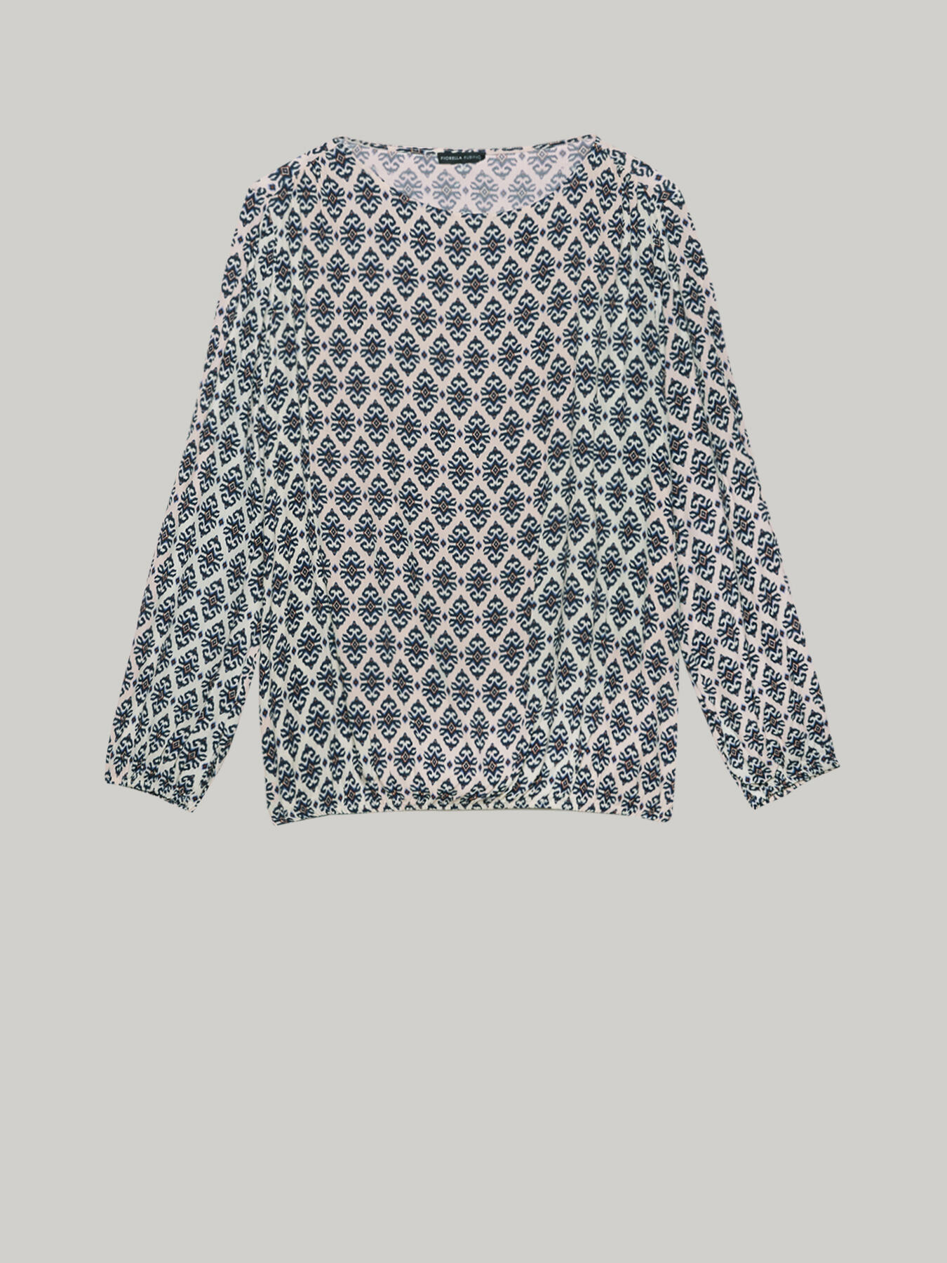 Blusa con estampado &eacute;tnico image number 3
