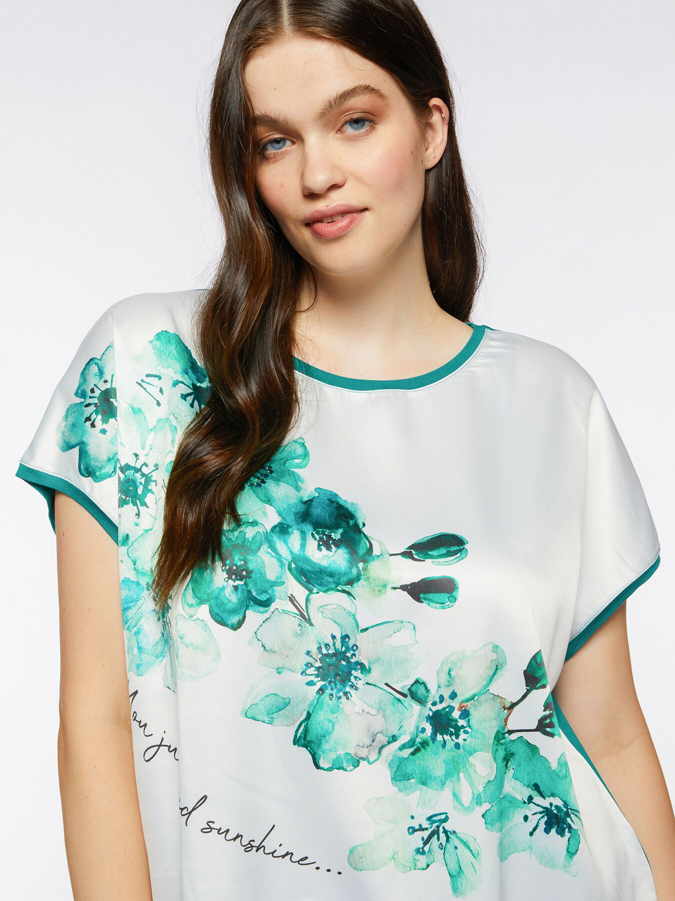 T-shirt con stampa a fiori image number 3