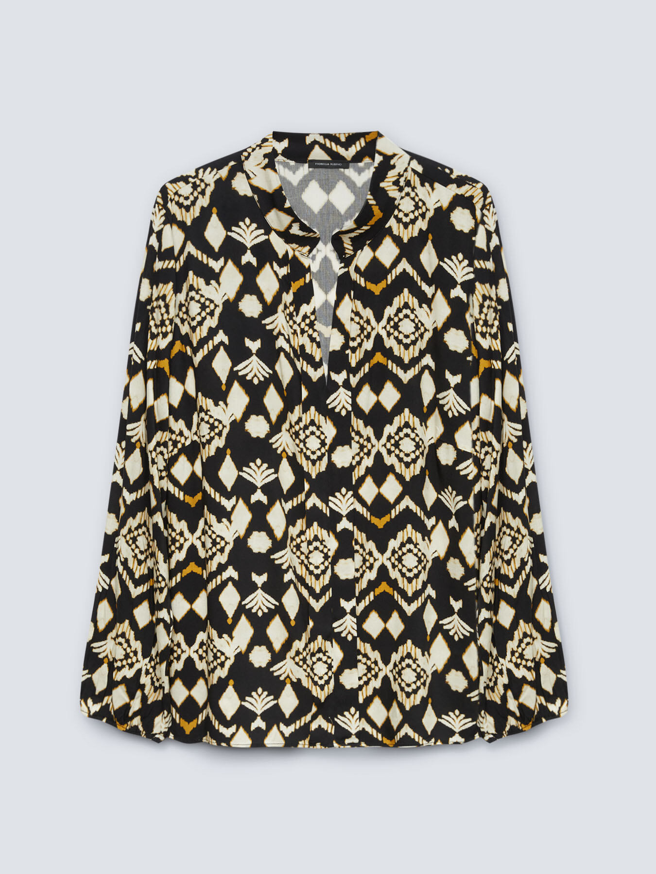 Blusa con estampado ikat image number 3