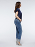 Jeans skinny con risvolto e strass image number 2