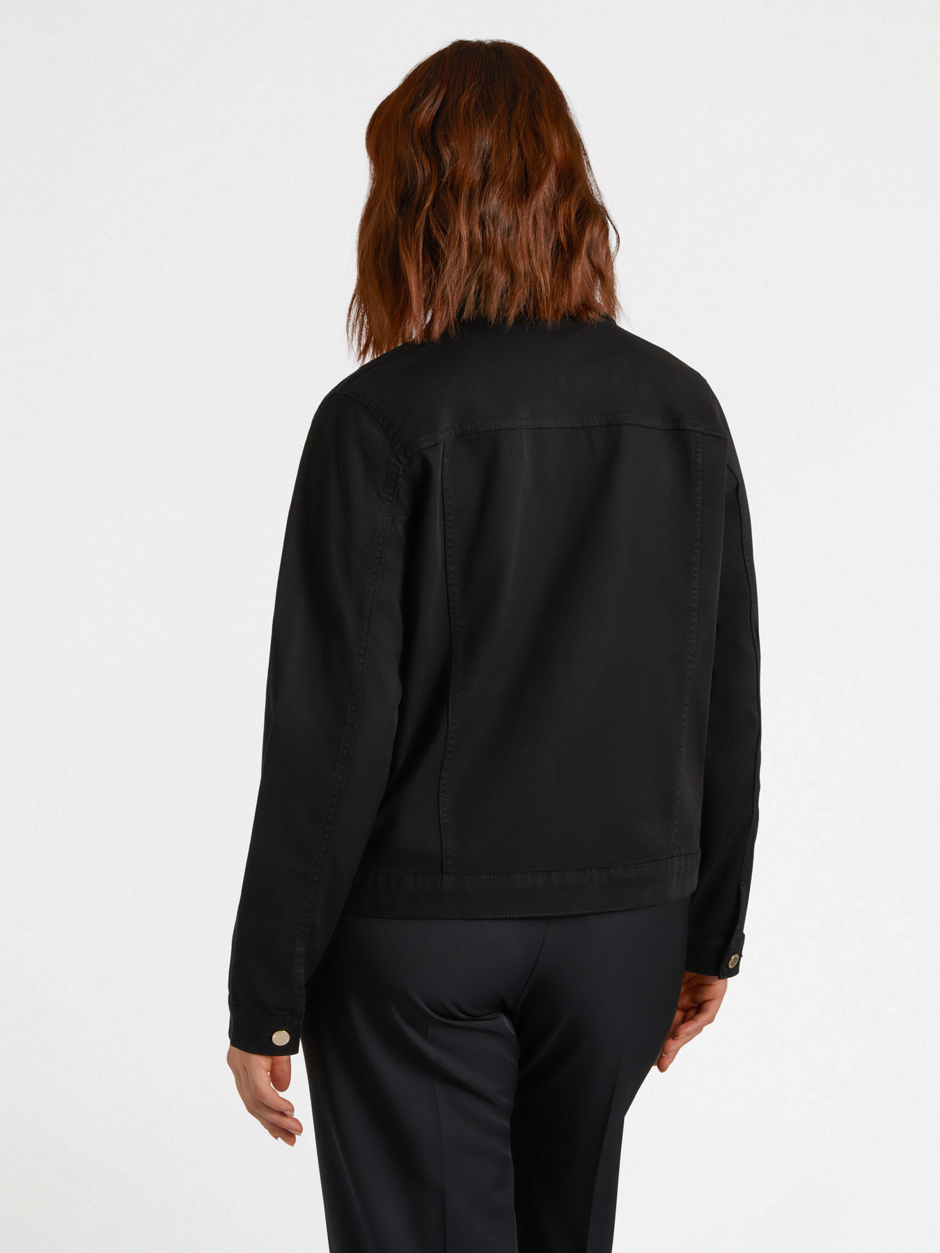 Giacca leggera con bottoni decorati image number 2