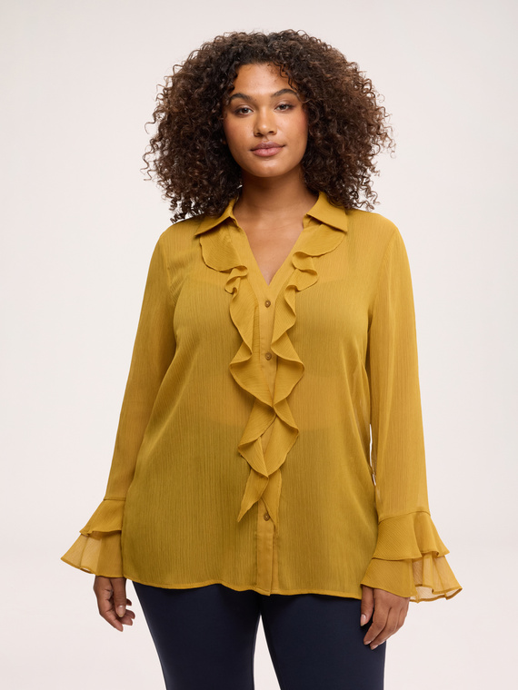 Cr&ecirc;pe blouse with ruffle