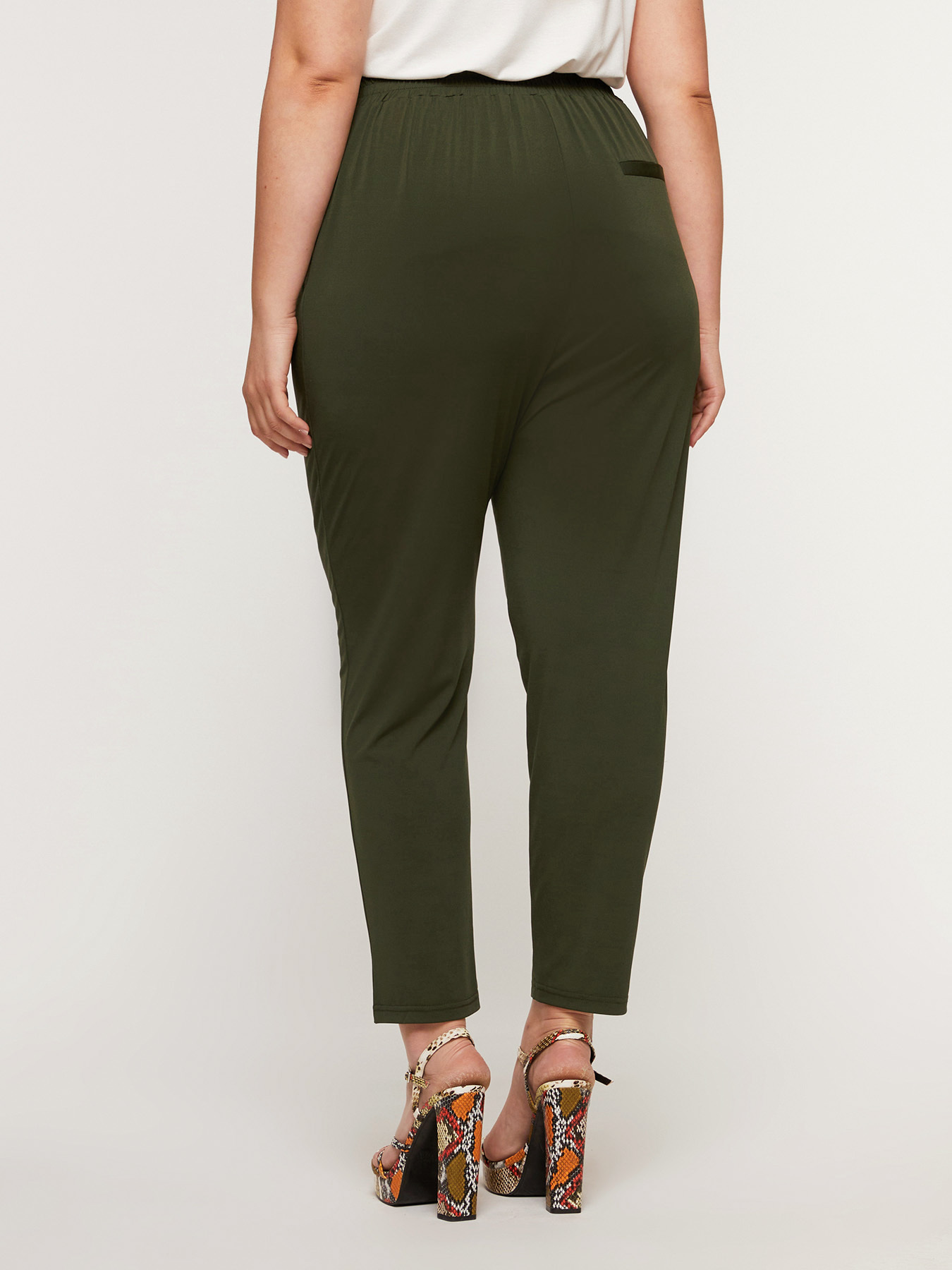 Jerseyhose mit Gummizug in der Taille image number 1